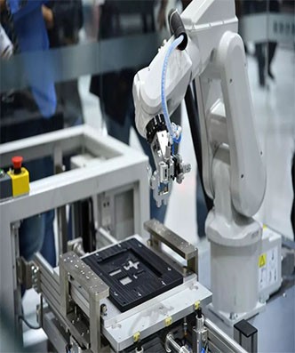 الأتمتة الصناعية والروبوت